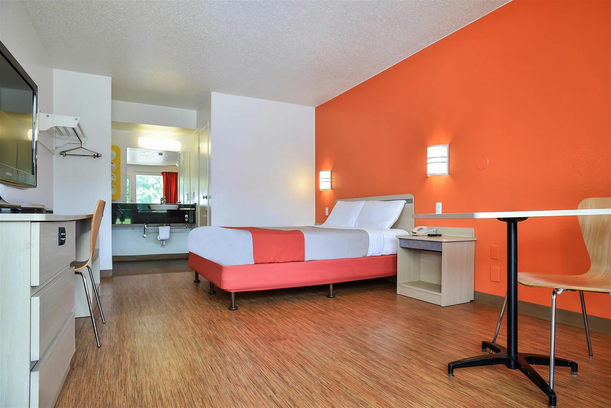 Hotel 6-saint Joseph, Mo 2*